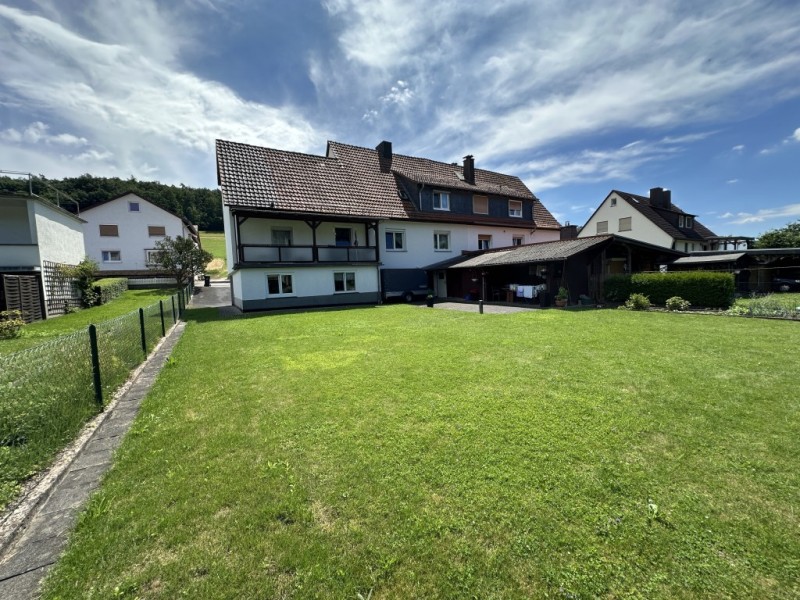 Hausansicht v. Garten