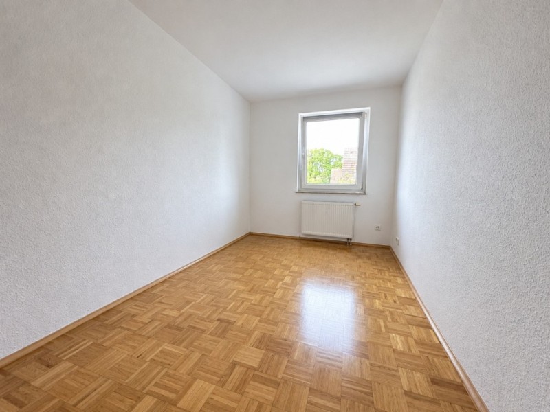 Arbeits-Gästezimmer leer